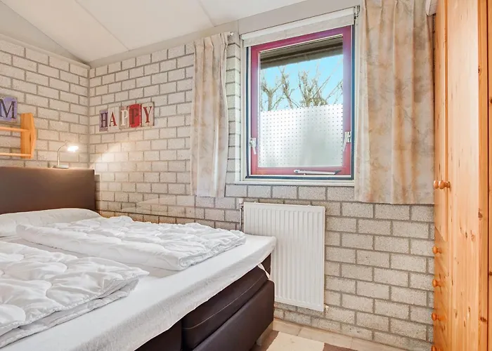 Дом отдыха Aan Zee Петтен