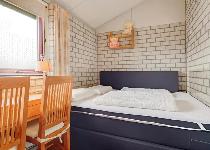 Aan Zee Дом отдыха